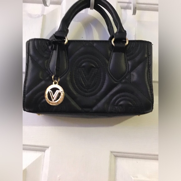 Handbags - Black Quilted Handbag